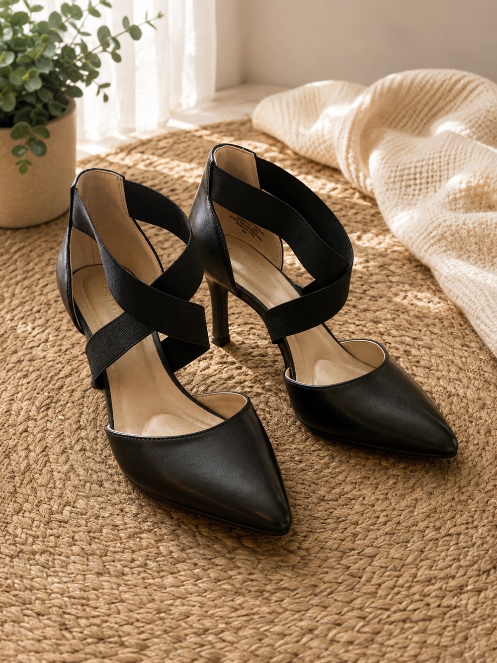 Kelly & Katie Black Pointed-Toe Crisscross Strap Heels
